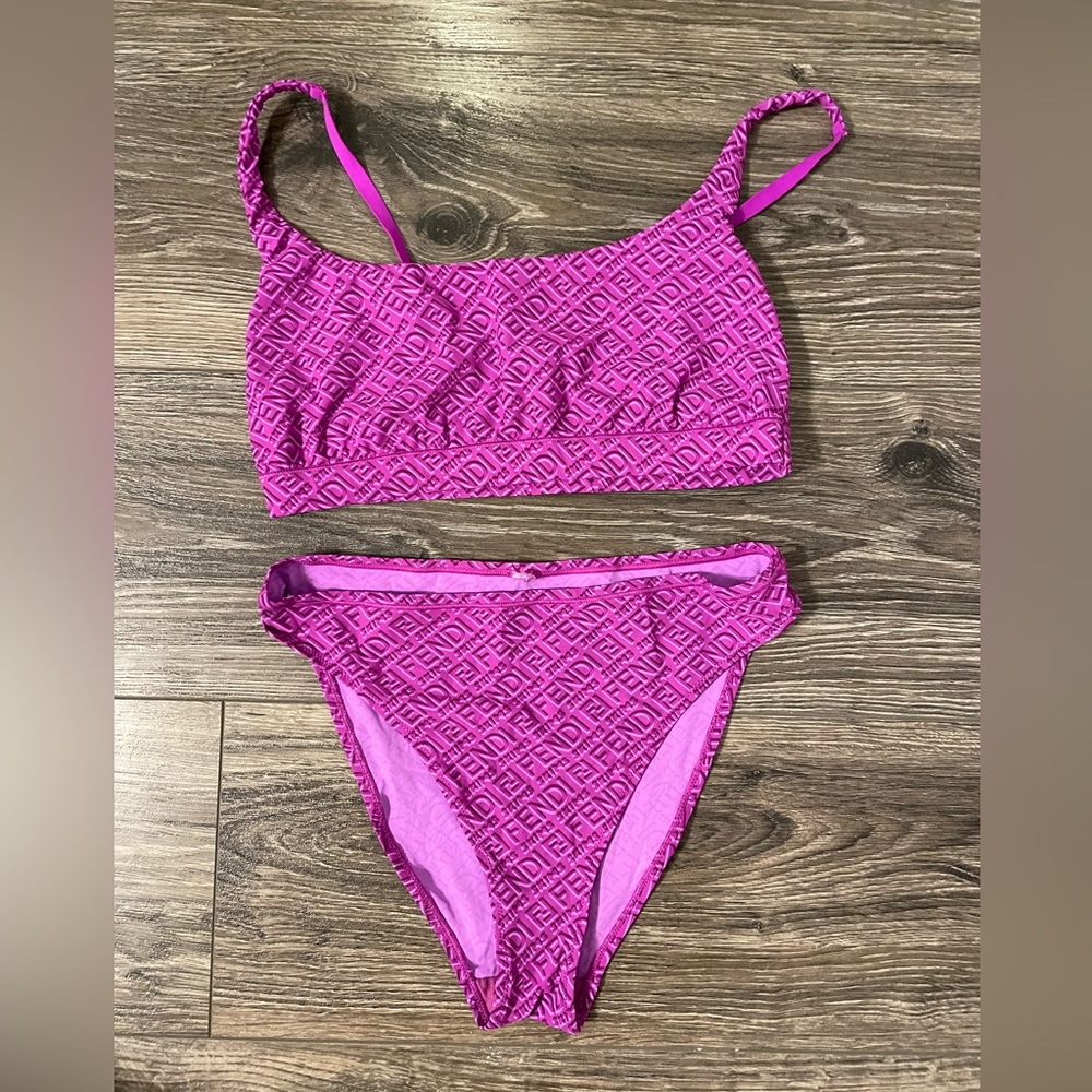 SKIMS FENDI set 💜